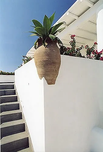 Hotel La Terrazza Panarea 3*,